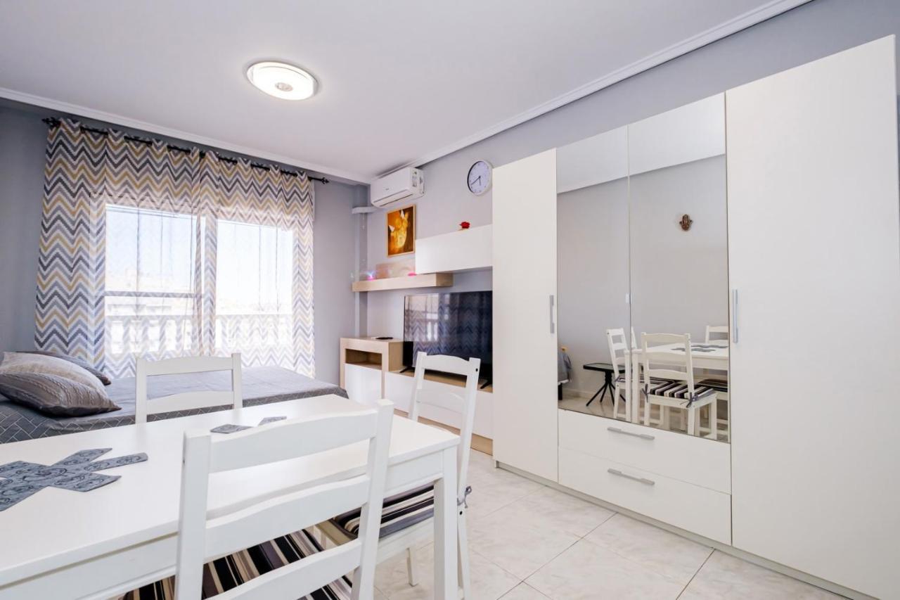 Tomillo Id178 Apartment Torrevieja Exterior photo