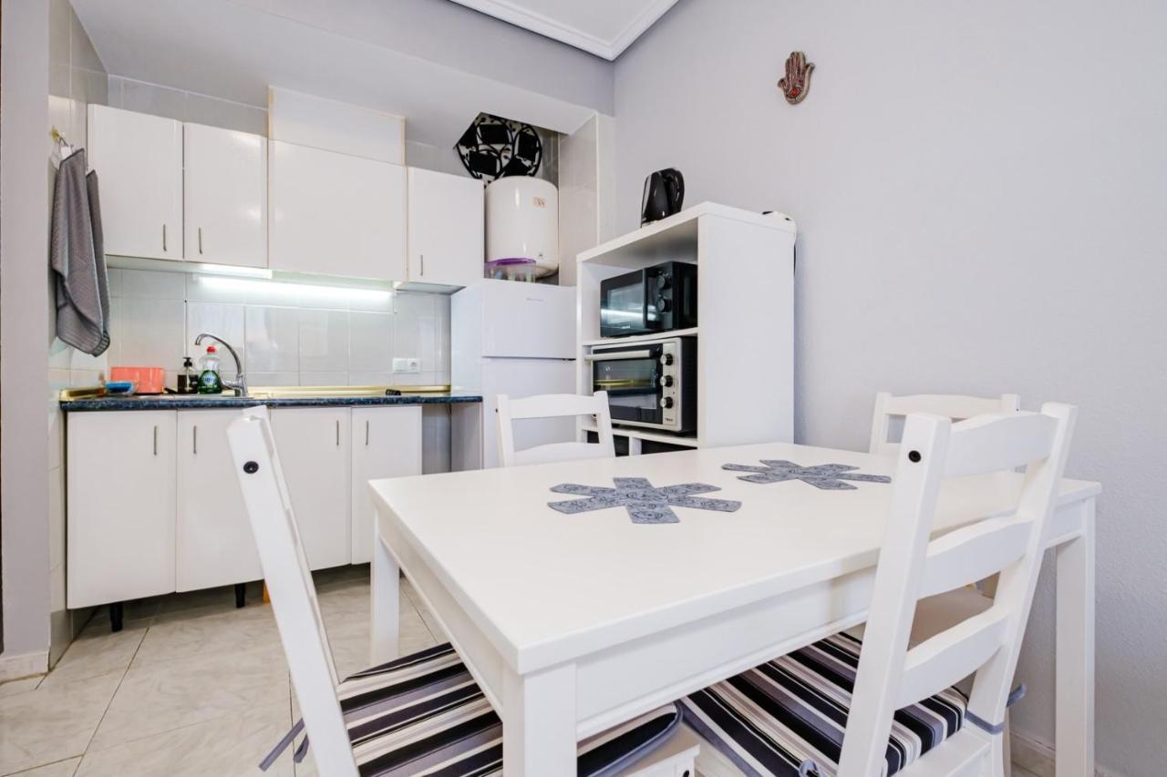 Tomillo Id178 Apartment Torrevieja Exterior photo