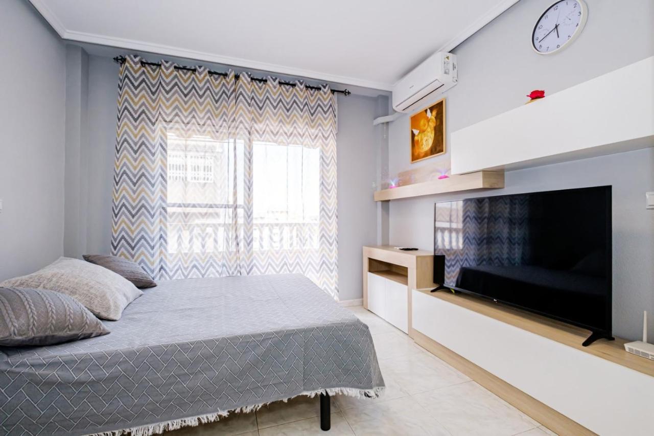 Tomillo Id178 Apartment Torrevieja Exterior photo